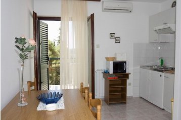 Family pension Trogir 8